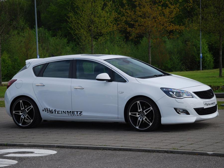  Opel Astra by Steinmetz 2010 года  (фото 4 из 7)